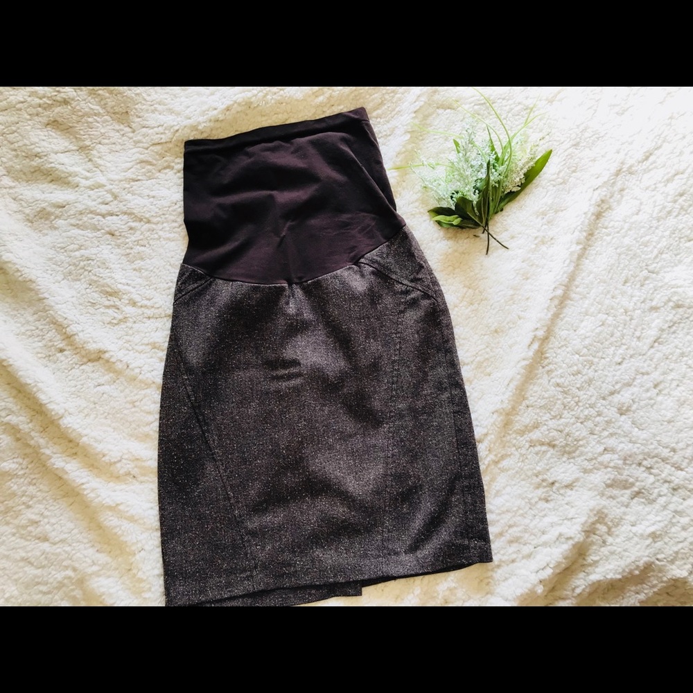 Motherhood Maternity skirt